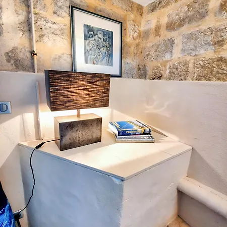 Chantilly Garden 펜션 *