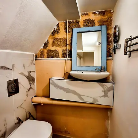 Chantilly Garden 펜션